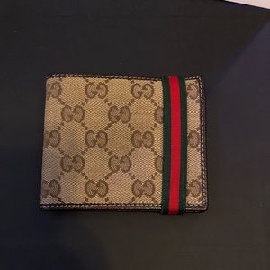 Gucci men’s wallet